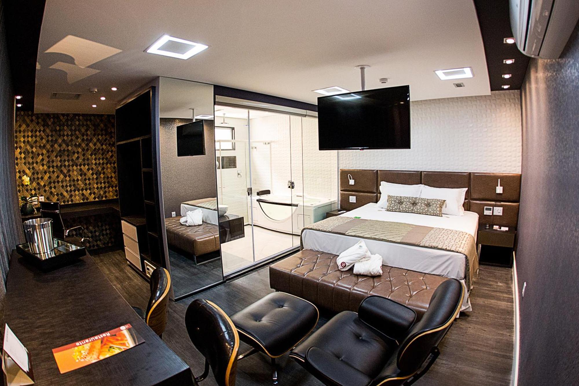 Bristol Vicosa Hotel Экстерьер фото